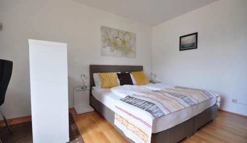 Studio with Balcony ca. 35 square yard