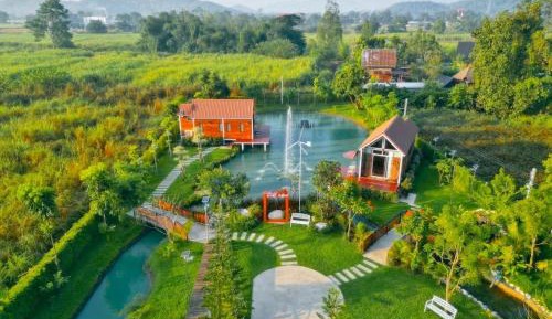 Bungalow - Water Front 