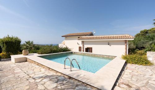 Villa with Sea View