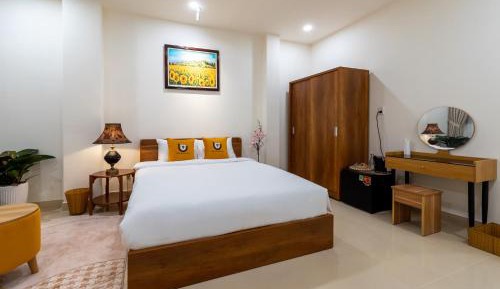 Triple Room with City View