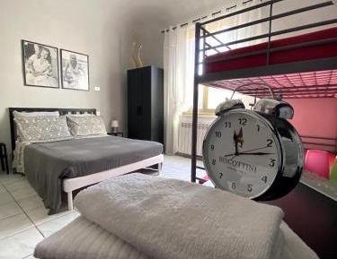 Quadruple Room with Private Bathroom