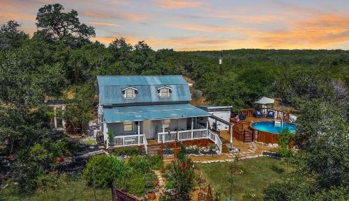 Two-Bedroom Holiday Home