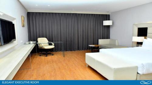 Premium Room - 1 Double Bed