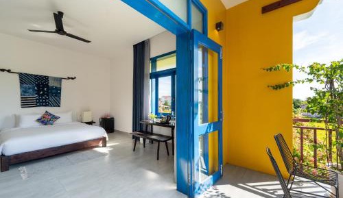 Deluxe Double Room with Balcony