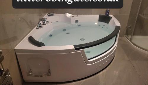 King Room with Spa Bath