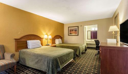 Double Room with Two Double Beds - Non-Smoking