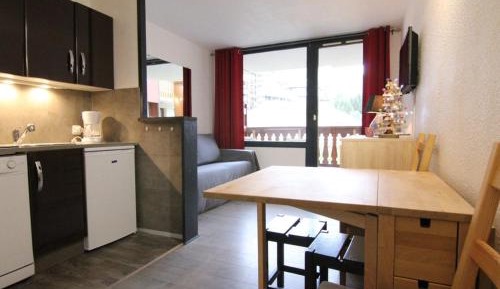 Apartment (5 Adults)