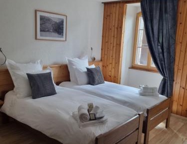 Twin Room with Private Bathroom