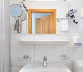 Double Room with Lake View