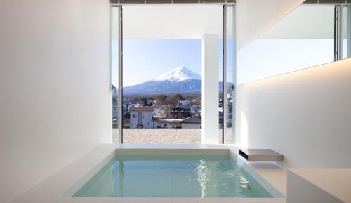 Luxury Suite with Mt. Fuji View