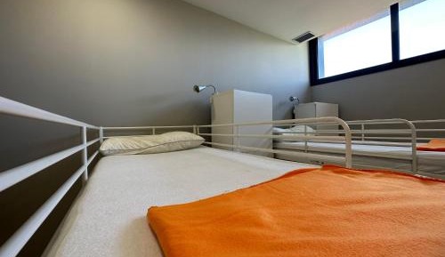 Bunk Bed in Mixed Dormitory Room