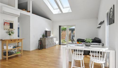 Three-Bedroom Holiday Home 