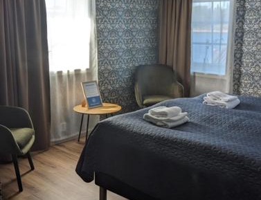 Double Room with Shared Bathroom