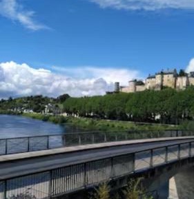 Apartment with Lake View