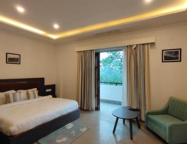 Deluxe Double Room with Balcony