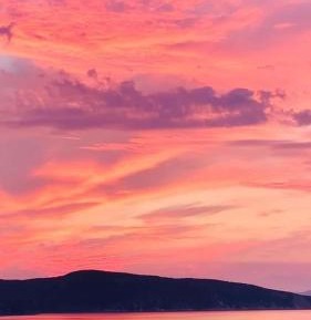 One-Bedroom Apartment with Sea View