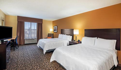 Premium Queen Room with Two Queen Beds