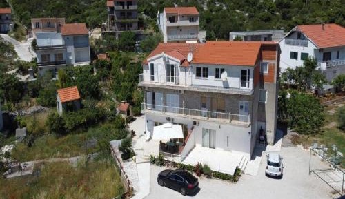 One Bedroom Apartment with Terrace