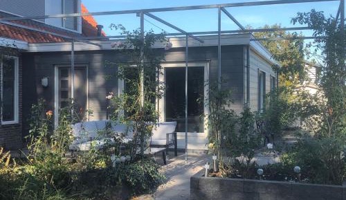 One-Bedroom Apartment with Garden