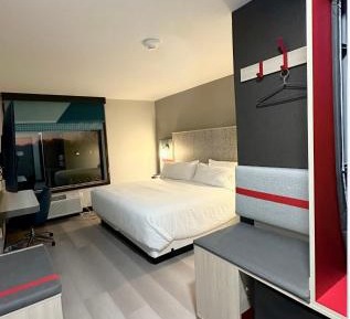 Standard King Room