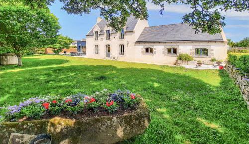 Five-Bedroom Holiday Home