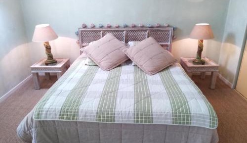 Standard Double Room with Bath