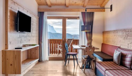 Two-Bedroom Superior Apartment