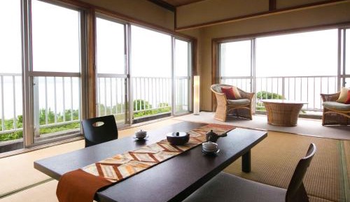 Family Room with Sea View
