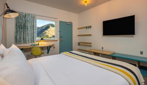 Wren King Room