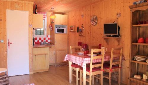 Apartment (2 Adults)