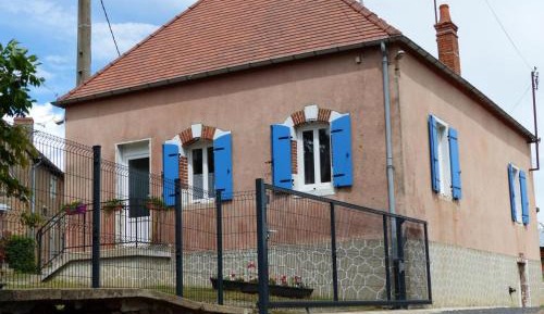 Holiday Home (5 Adults)