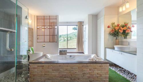 Suite with Mountain View