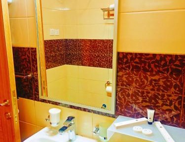 Large Twin Room