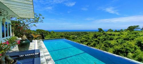 Villa with Sea View