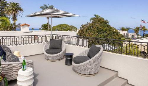 Deluxe Triple Room with Sea View
