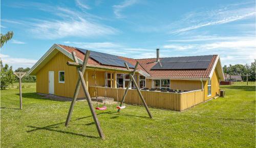 Five-Bedroom Holiday Home