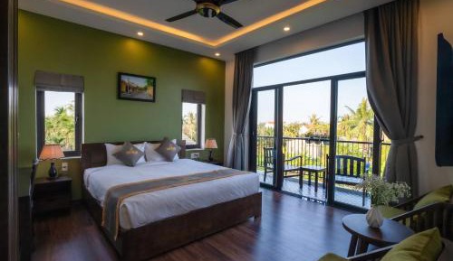 Deluxe Double Room with Balcony