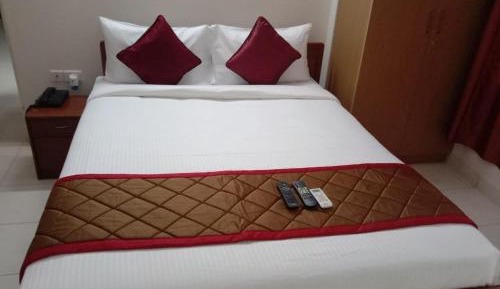 Deluxe Queen Room