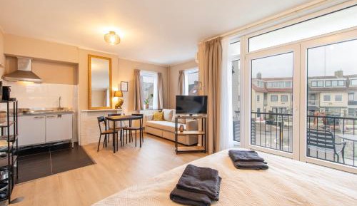 Superior Apartment with Balcony