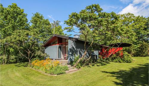 Three-Bedroom Holiday Home 