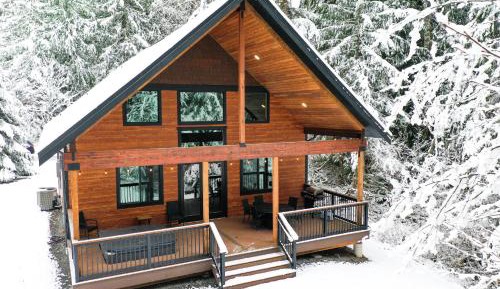 Three-Bedroom Holiday Home 
