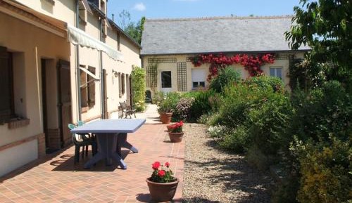 Holiday Home (14 Adults)