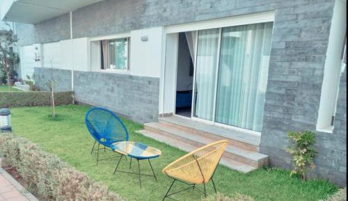 Apartment with Garden View