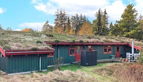 Three-Bedroom Holiday Home 
