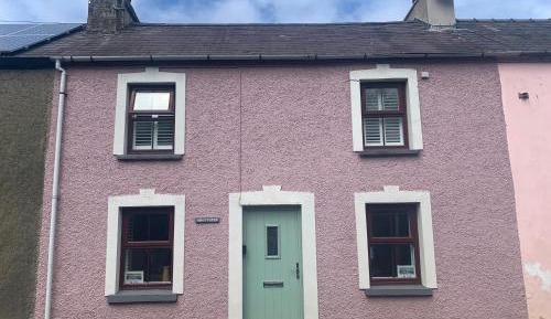 Three-Bedroom Cottage