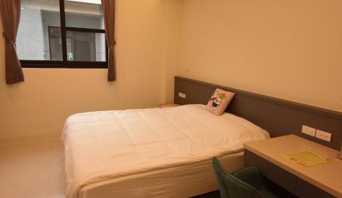 Queen Room with Balcony