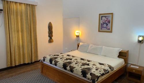 Deluxe King Suite