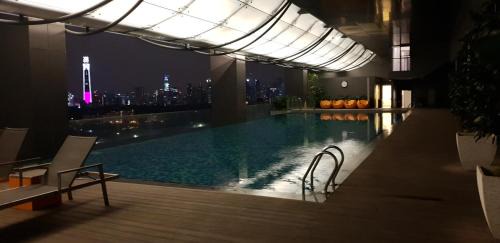 Superior Apartment with City View