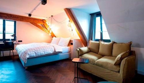 Superior Design Double Room & Kitchenette