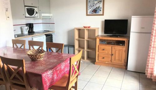 Chalet (7 Adults)